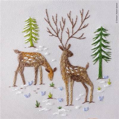 SNOWY DEER - KIT BRODERIE 16X16CM - TAMBOUR NON INCLUS - TAMAR NY