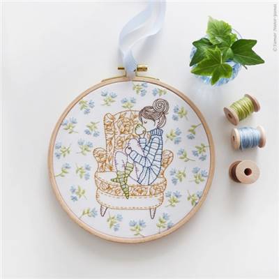 TAKING MY TIME - KIT BRODERIE 21X21CM - TAMBOUR NON INCLUS - TAMAR NY