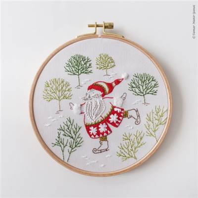 SKATING SANTA - KIT BRODERIE 21X21CM - TAMBOUR NON INCLUS - TAMAR NY