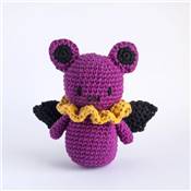 KIT AMIGURUMI HOOOKED - MAVIS LA CHAUVE-SOURIS