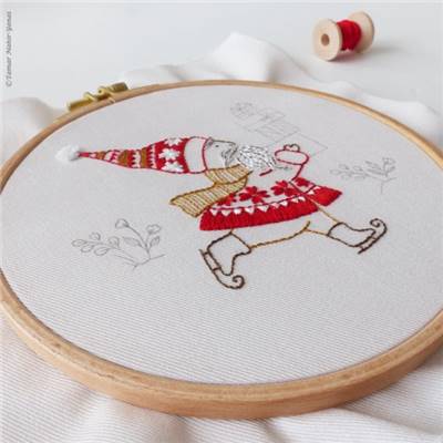 DASHING SANTA - KIT BRODERIE 21X21CM - TAMBOUR NON INCLUS - TAMAR NY