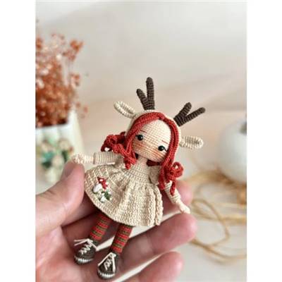 POUPEES EN MICRO-CROCHET - POUPEES HAUTEUR 10 CM