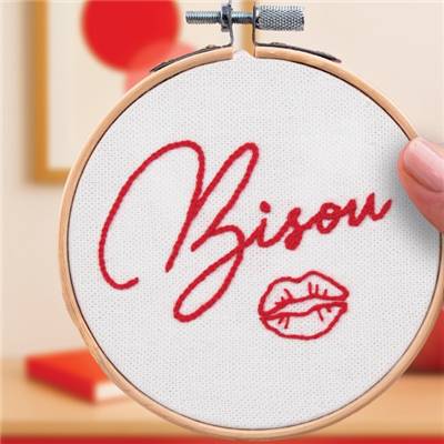 FRENCH'KITS - BRODERIE DCORATIVE - BISOU