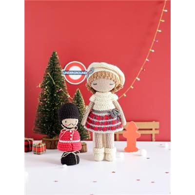 POUPEES & AMIGURUMIS DE NOEL SO BRITISH AU CROCHET - 20 CREATIONS